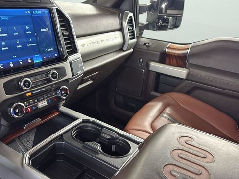 Used 2022 Ford F250 King Ranch w/ King Ranch Ultimate Package image 17