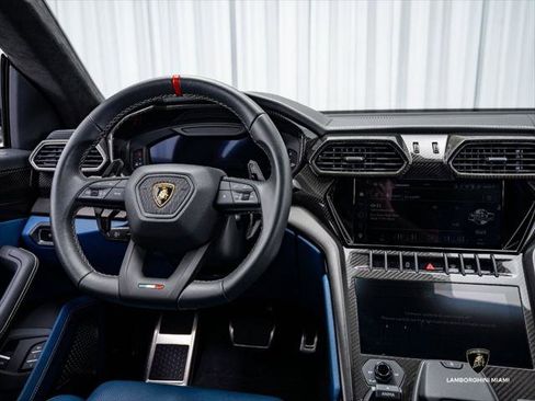 Used 2024 Lamborghini Urus S AWD/4WD image 34