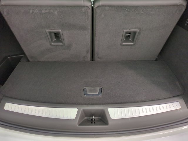 Used 2024 Cadillac XT6 Premium Luxury w/ LPO, Floor Liner Package AWD/4WD image 26