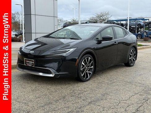 Used 2024 Toyota Prius Prime FWD image 7