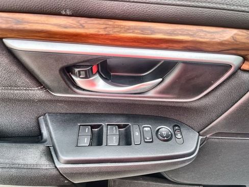 Used 2019 Honda CR-V EX image 17