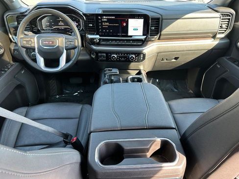 Used 2025 GMC Sierra 1500 SLT w/ SLT Convenience Package AWD/4WD image 15