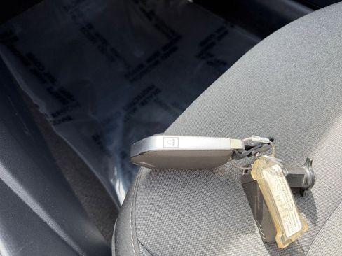 Used 2025 Kia K4 LXS image 23