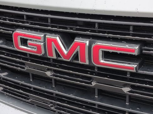 Certified 2024 GMC Sierra 1500 Elevation image 31