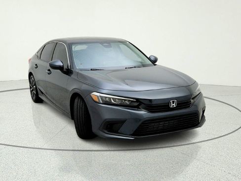 Used 2024 Honda Civic EX image 4