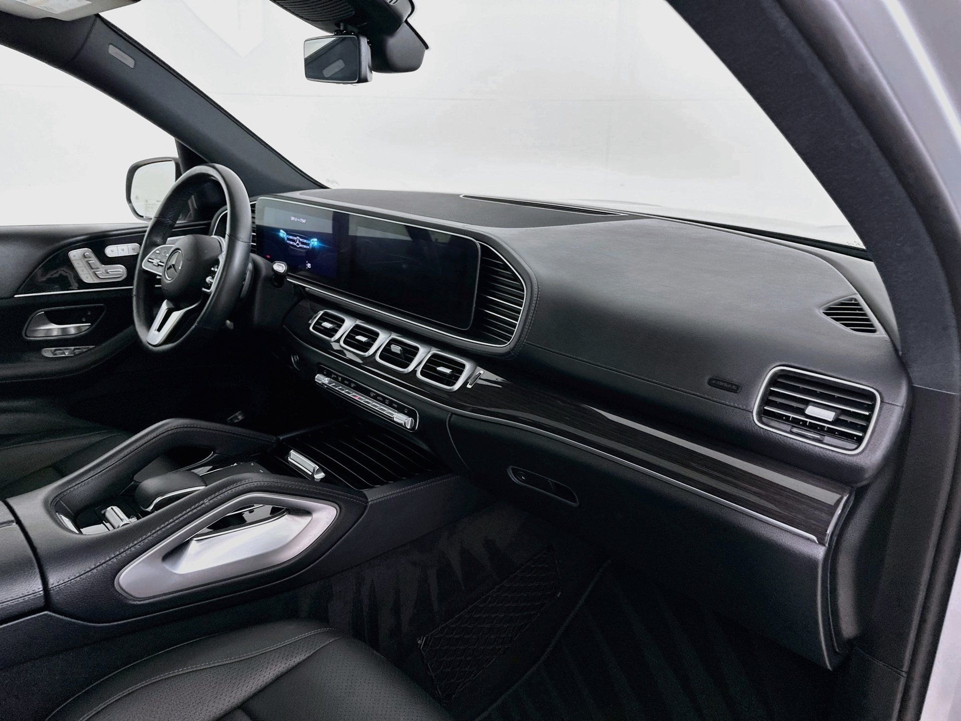 Certified 2020 Mercedes-Benz GLS 450 4MATIC image 33