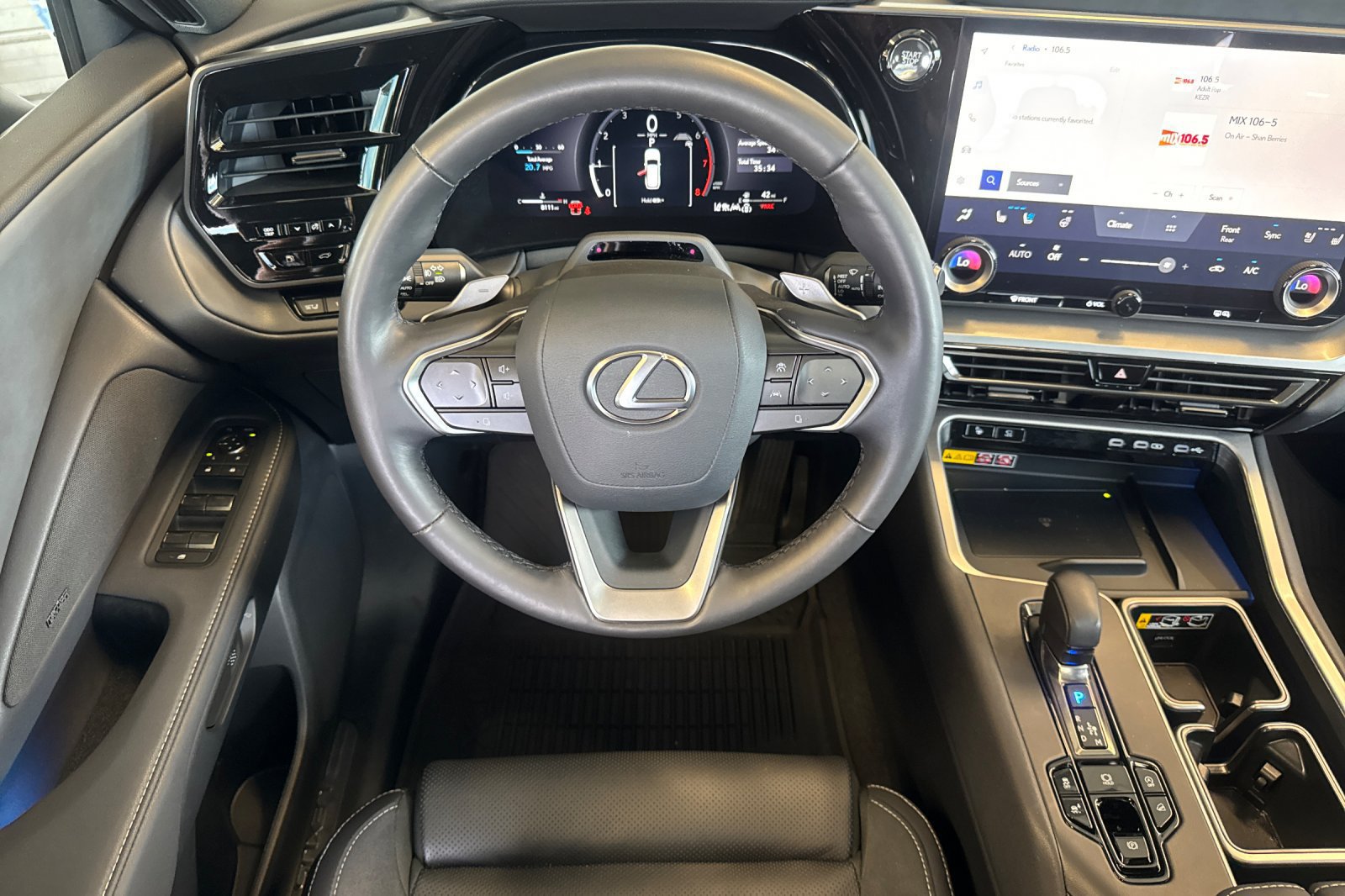 Used 2025 Lexus TX 350 AWD w/ Technology Package image 15