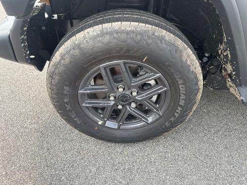 New 2026 Jeep Wrangler Unlimited Sport AWD/4WD image 9
