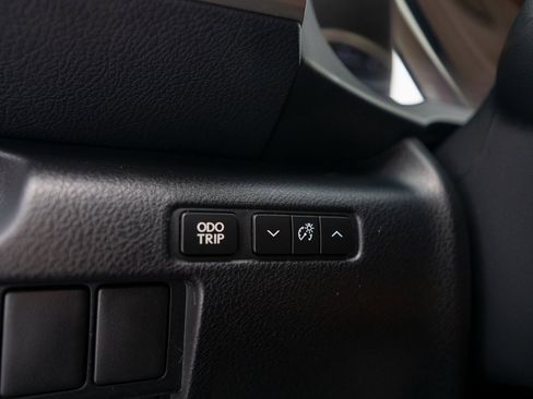 Used 2017 Lexus IS 200t image 22