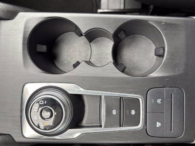 Used 2022 Ford Escape SE FWD image 25