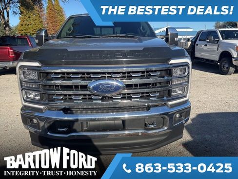 Used 2023 Ford F250 Lariat w/ Lariat Ultimate Package image 2