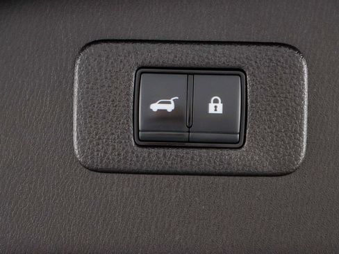 Used 2023 Nissan Armada Platinum w/ Cargo Package AWD/4WD image 35