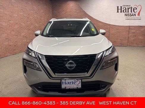 Certified 2022 Nissan Rogue SL image 2