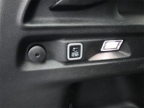 Used 2021 Jeep Grand Cherokee L Laredo w/ Luxury Tech Group I image 7