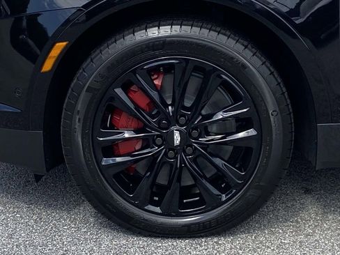 New 2026 Cadillac XT5 Sportv w/ LPO, Onyx Lite Package AWD/4WD image 9