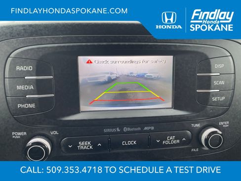 Used 2016 Kia Soul + image 11