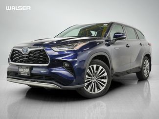 Used 2021 Toyota Highlander Platinum AWD/4WD video 1