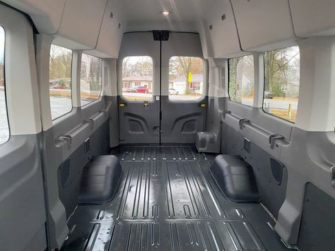 New 2026 Ford Transit 350 XLT image 30