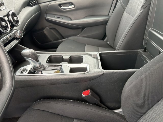 Used 2024 Nissan Sentra SV FWD image 22