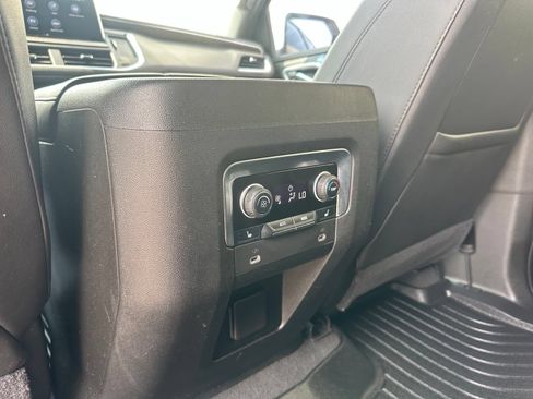 Used 2021 Chevrolet Tahoe Premier RWD image 18