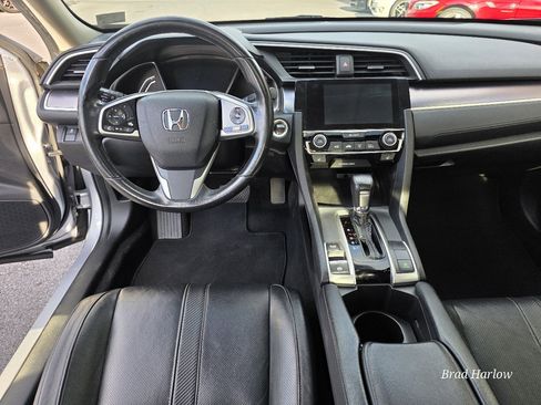 Used 2018 Honda Civic EX-L image 11
