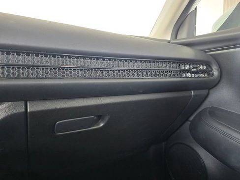 Used 2024 Honda HR-V LX image 21