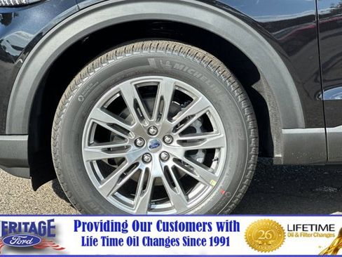 New 2025 Ford Explorer Active w/ Active Comfort Package image 27