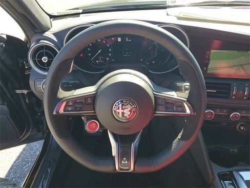 New 2024 Alfa Romeo Giulia Quadrifoglio image 23