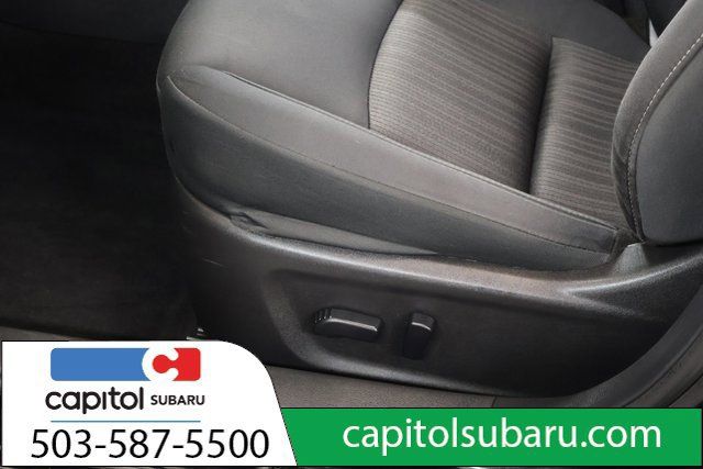 Used 2025 Nissan Altima 2.5 SV FWD image 13