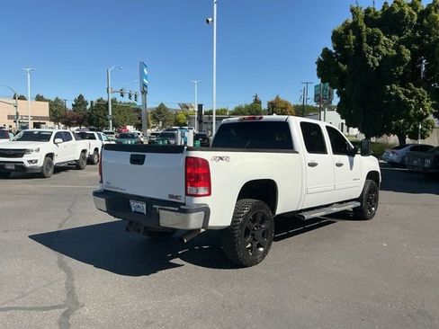 Used 2014 GMC Sierra 2500 SLE image 3