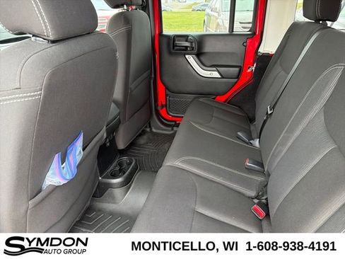 Used 2017 Jeep Wrangler Unlimited Sahara w/ Dual Top Group image 17