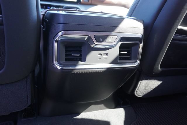 Used 2026 GMC Sierra 3500 Denali Ultimate AWD/4WD image 27