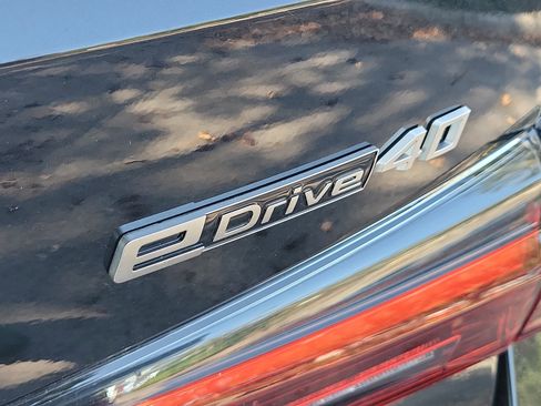 New 2026 BMW i4 eDrive40 w/ Premium Package image 8