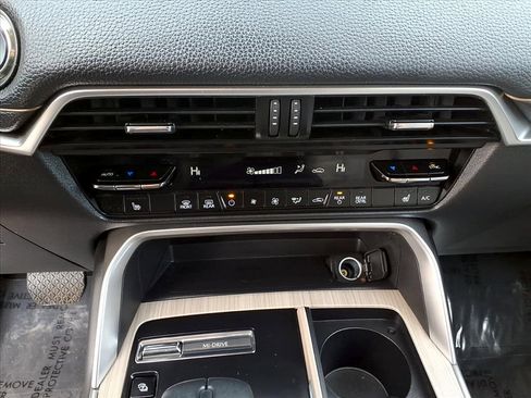 Certified 2024 MAZDA CX-90 Plug-In Hybrid w/ Premium Pkg image 27