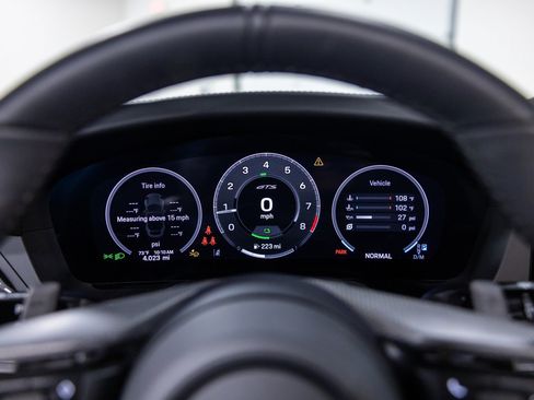 Used 2026 Porsche 911 GTS image 38