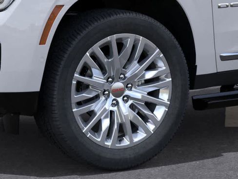 New 2026 GMC Yukon XL Denali w/ Sun & Power Step Package image 9