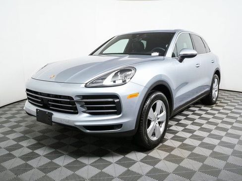 Certified 2023 Porsche Cayenne w/ Premium Package AWD/4WD image 1