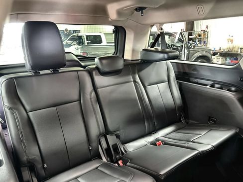 Used 2022 Ford Expedition Max XLT AWD/4WD image 31
