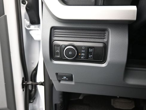 New 2025 Ford F550 XL image 13