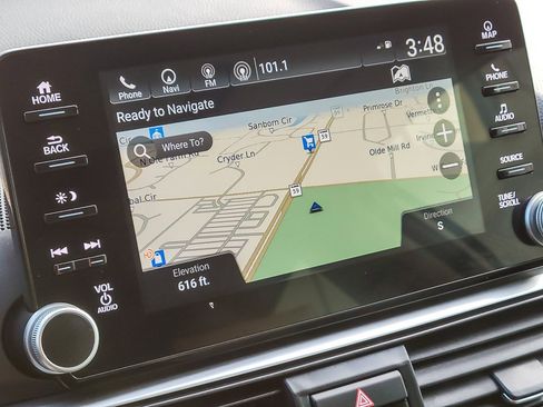 Used 2019 Honda Accord Touring image 13