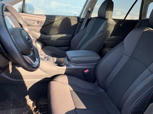 Used 2023 Subaru Outback Premium image 9