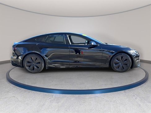 Used 2022 Tesla Model S image 5