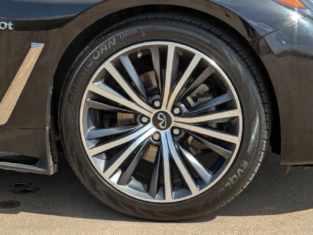 Used 2019 INFINITI Q60 3.0t Luxe w/ Cargo Package AWD/4WD image 10