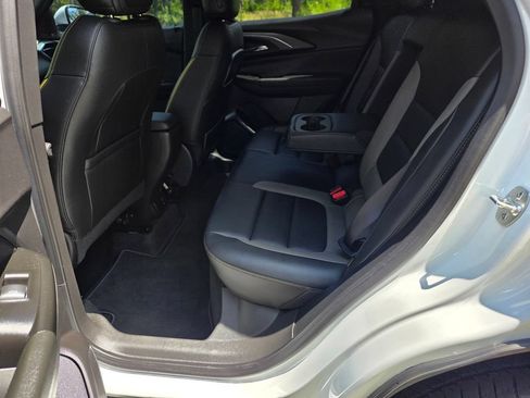 Used 2024 Chevrolet TrailBlazer ACTIV w/ Convenience Package FWD image 15
