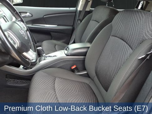 Used 2020 Dodge Journey SE w/ SE Popular Equipment Group FWD image 14