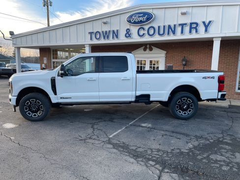 New 2026 Ford F250 Platinum AWD/4WD image 9