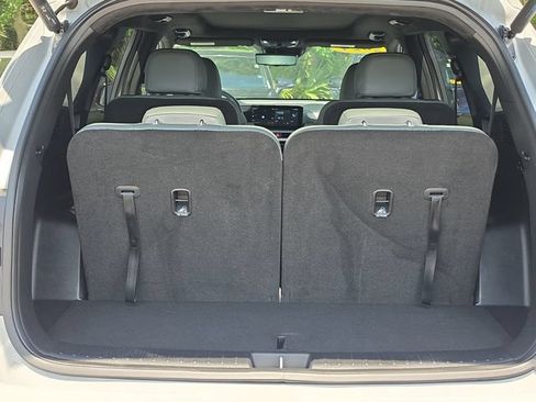 Certified 2024 Kia Sorento SX Prestige w/ Sage Leather Package AWD/4WD image 7