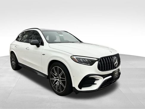 Used 2025 Mercedes-Benz GLC 43 AMG 4MATIC image 9