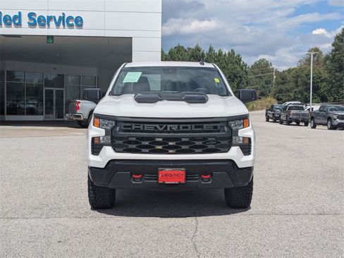 Certified 2025 Chevrolet Silverado 1500 Custom Trail Boss w/ LPO, Dark Essentials Package image 3