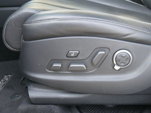 Certified 2023 Genesis GV80 2.5T w/ Prestige Package image 13